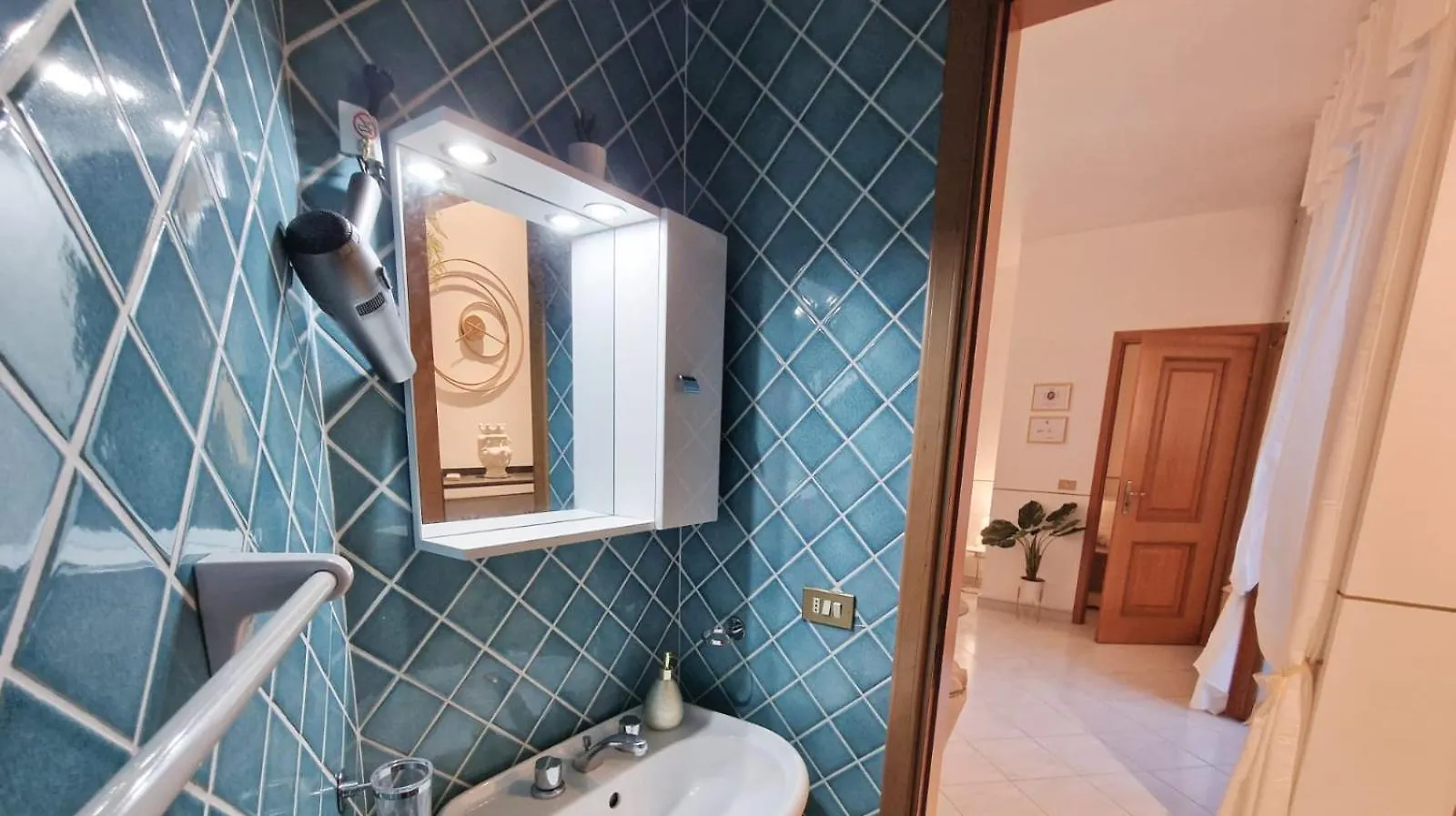Politeama Dependance Apartment Palermo
